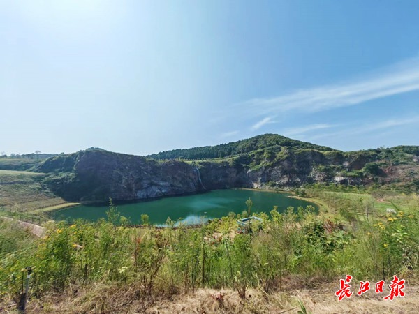 leyu·(中国)官方网站生态治理带来“美丽经济”村民回家靠农家乐致富(图2)